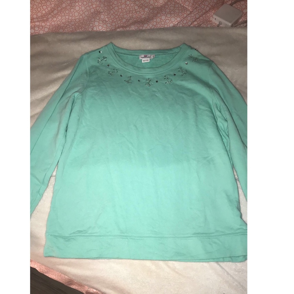 Lightly Used Vineyard Vines sweater